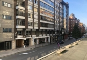 30m² office for sale in Oviedo, in the area of Pumarín, Plaza General Primo de Rivera photo