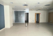 Local comercial
en venda
amb 113m² a Màlaga, a la zona de Hisenda Bizcochero, Calle Kandinsky foto