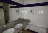 Oficinas en venta con 131m² en Jaén, avenida granada foto