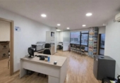 169m² bureau pour vente à Vigo, dans le quartier de Vigo, Avenida do Alcalde Gregorio Espino photo