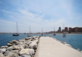 Local comercial en venta con 89m² en Fuengirola foto