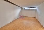 Local comercial en alquiler con 500m² en Albaida foto
