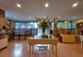 Local comercial en venta con 90m² en Vitoria, en la zona de Sansomendi, Calle Monasterio de Iratxe foto