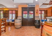 136m² restaurant for sale in Albolote, Avenida París photo