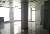 Local comercial
en venda
amb 187m² a Madrid, a la zona de Cuatro Caminos, Calle de Fortunata y Jacinta foto