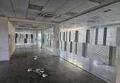 Edifici
en venda
amb 6037m² a Las Rozas de Madrid, Carril Bus-VAO A-6 foto