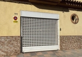 Local comercial
en venda
amb 162m² a Los Barrios, Calle La Plata foto