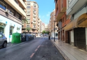 Local comercial en venta con 341m² en Alicante foto