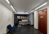 Local comercial
en venda
amb 298m² a Lleida, Avinguda de l'Exèrcit foto