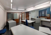 Local comercial
en venda
amb 298m² a Lleida, Avinguda de l'Exèrcit foto