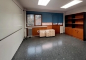 237m² bureaux pour vente à Lérida, Turó de Gardeny photo