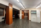 237m² bureaux pour vente à Lérida, Turó de Gardeny photo