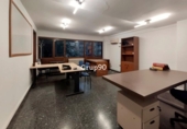 237m² bureaux pour vente à Lérida, Turó de Gardeny photo
