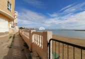 Local comercial en venta con 265m² en Torrevieja, Calle Caballero de Rodas foto