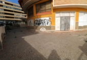 Local comercial en venta con 265m² en Torrevieja, Calle Caballero de Rodas foto