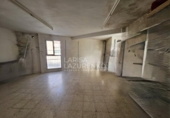Local comercial en alquiler con 200m² en Cambrils foto