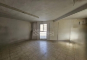 Local comercial en alquiler con 200m² en Cambrils foto