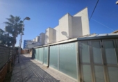 Local comercial en alquiler con 200m² en Cambrils foto