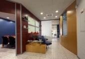 235m² bureaux pour vente à Empuriabrava, dans le quartier de Empuriabrava, Carrer Aeroclub photo