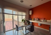 235m² bureaux pour vente à Empuriabrava, dans le quartier de Empuriabrava, Carrer Aeroclub photo