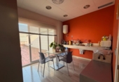 235m² bureaux pour vente à Empuriabrava, dans le quartier de Empuriabrava, Carrer Aeroclub photo