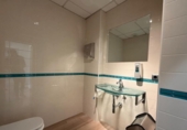 235m² bureaux pour vente à Empuriabrava, dans le quartier de Empuriabrava, Carrer Aeroclub photo