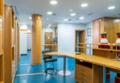 190m² office for sale in A Coruña, Rúa Real photo