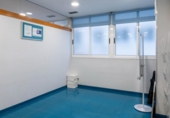 190m² office for sale in A Coruña, Rúa Real photo