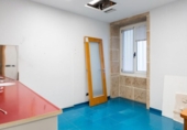 190m² office for sale in A Coruña, Rúa Real photo