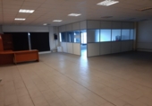 576m² warehouse for rent in Seville, in the area of Palmete photo