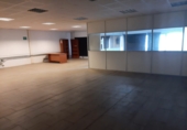 576m² warehouse for rent in Seville, in the area of Palmete photo
