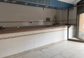Local comercial en alquiler con 75m² en Begues foto