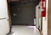 Local comercial en alquiler con 75m² en Begues foto