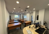 Oficina en venta con 187m² en Cáceres, en la zona de Cáceres el Viejo, Calle Los Romeros foto