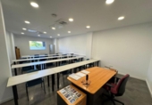 Oficina en venta con 187m² en Cáceres, en la zona de Cáceres el Viejo, Calle Los Romeros foto