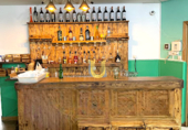 700m² restaurant for sale in Madrid, in the area of Villaverde Alto, Calle del Romancero Gitano photo