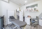 Oficinas en venta con 132m² en Granada, en la zona de Santa Adela, Avenida de Cádiz foto