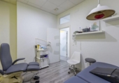 Oficinas en venta con 132m² en Granada, en la zona de Santa Adela, Avenida de Cádiz foto