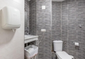 Oficinas en venta con 132m² en Granada, en la zona de Santa Adela, Avenida de Cádiz foto