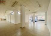 400m² offices for sale in Logroño, Avenida de Lobete photo