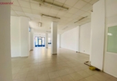 400m² offices for sale in Logroño, Avenida de Lobete photo