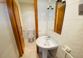 400m² offices for sale in Logroño, Avenida de Lobete photo