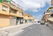 Cafetería en venta con 117m² en Churriana de la Vega foto