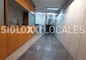 352m² commercial premises for rent in Barcelona, in the area of the Congress and the Indians, Carrer de Puerto Príncipe photo