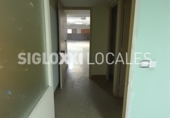 352m² commercial premises for rent in Barcelona, in the area of the Congress and the Indians, Carrer de Puerto Príncipe photo