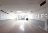 352m² commercial premises for rent in Barcelona, in the area of the Congress and the Indians, Carrer de Puerto Príncipe photo
