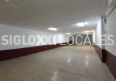 352m² commercial premises for rent in Barcelona, in the area of the Congress and the Indians, Carrer de Puerto Príncipe photo
