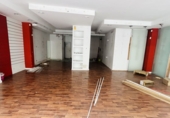 90m² commercial premises for rent in Almuñécar, Avenida CALA photo