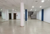 920m² commercial premises for sale in Algueña, Calle Mayor 17 photo