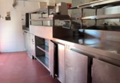 Local comercial en alquiler con 185m² en Jaén foto